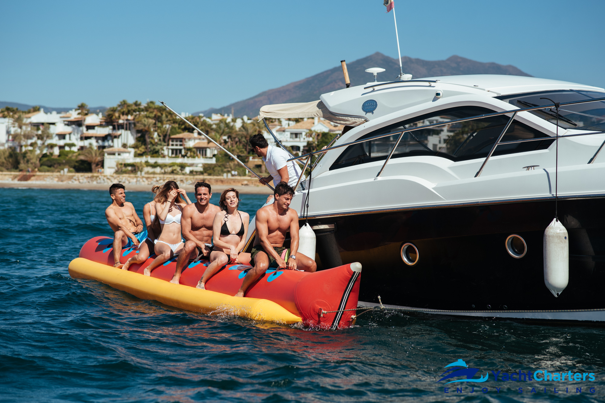 charter a yacht in marbella